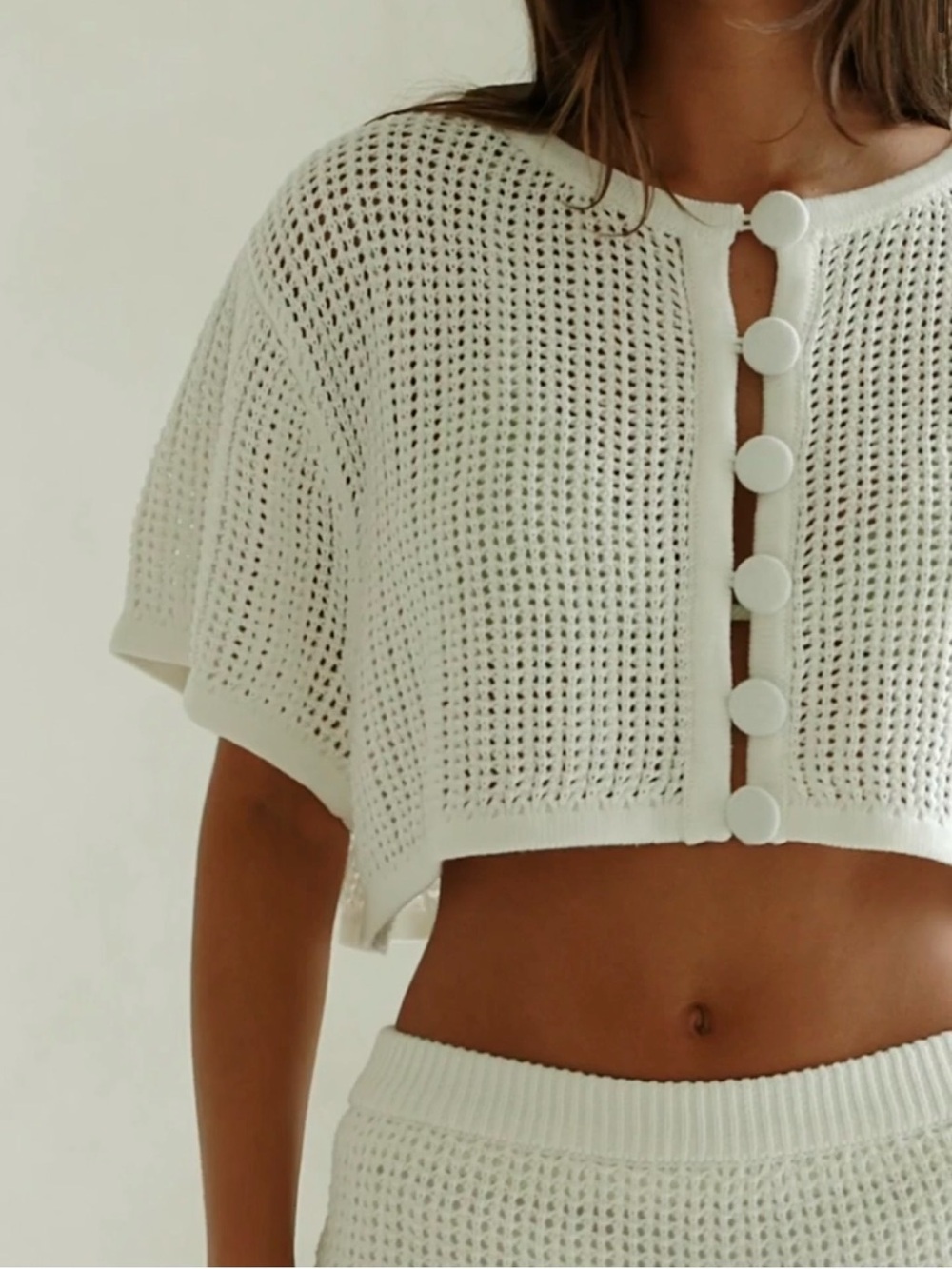 Sabo Skirt Makkah Top White Cropped Knit Button Cardigan